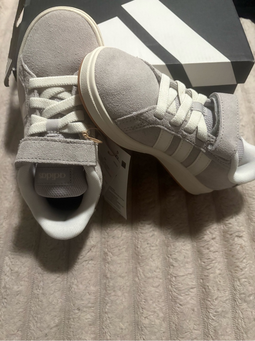 adidas Kids' Light Gray Suede High-Top Sneakers. NWT.   Size 11K.   AT-7:59